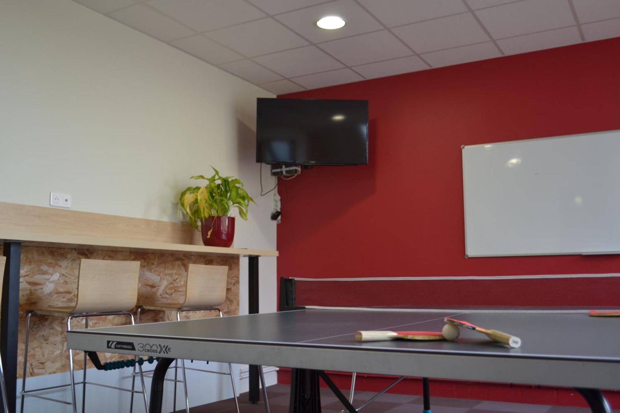Centre International De Sejour Hostel Laval  Kültér fotó