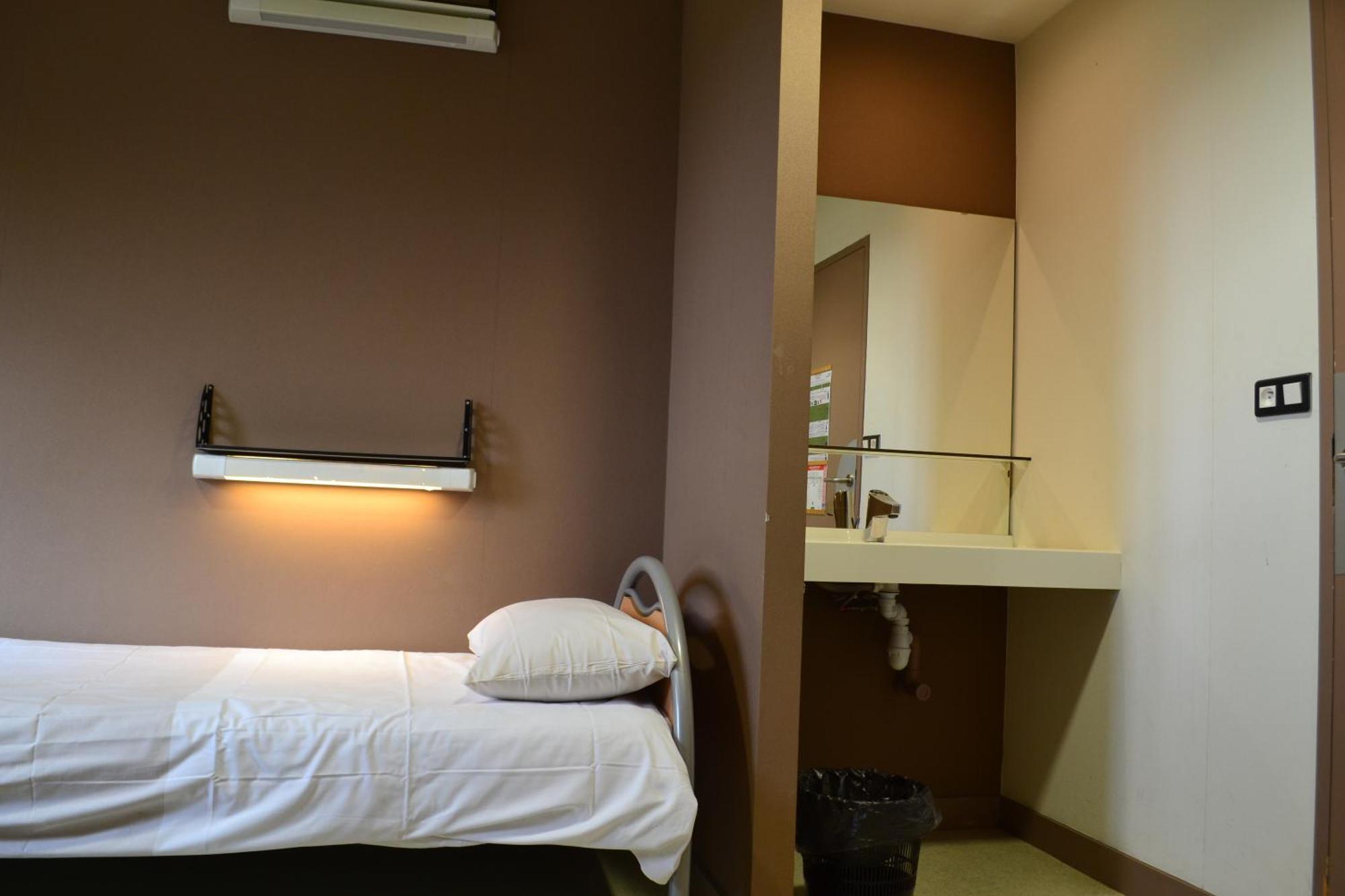 Centre International De Sejour Hostel Laval  Kültér fotó